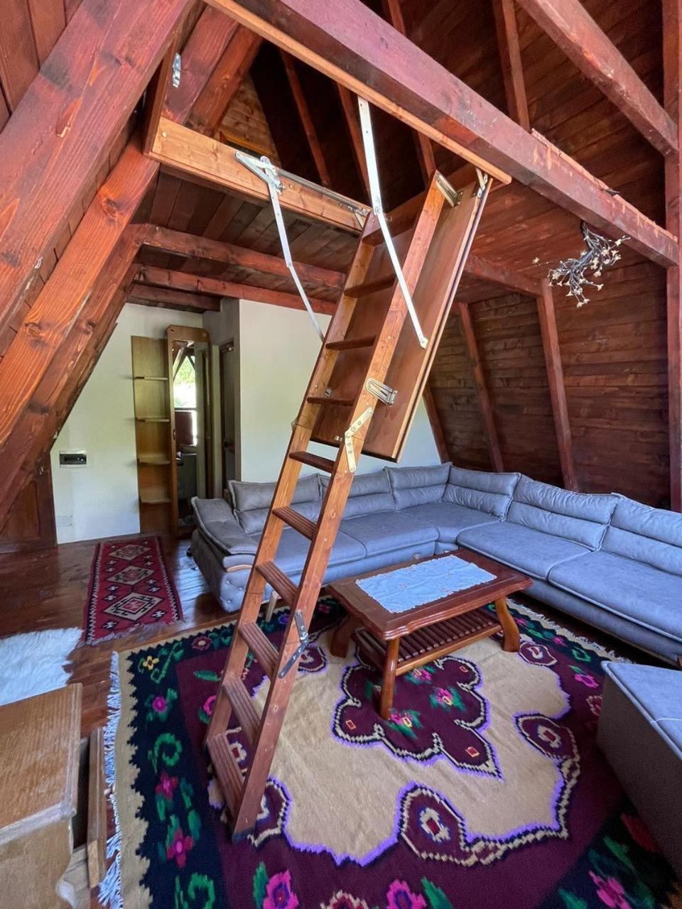 Dibra Park Agrotourism Hotel Peshkopi Exterior photo